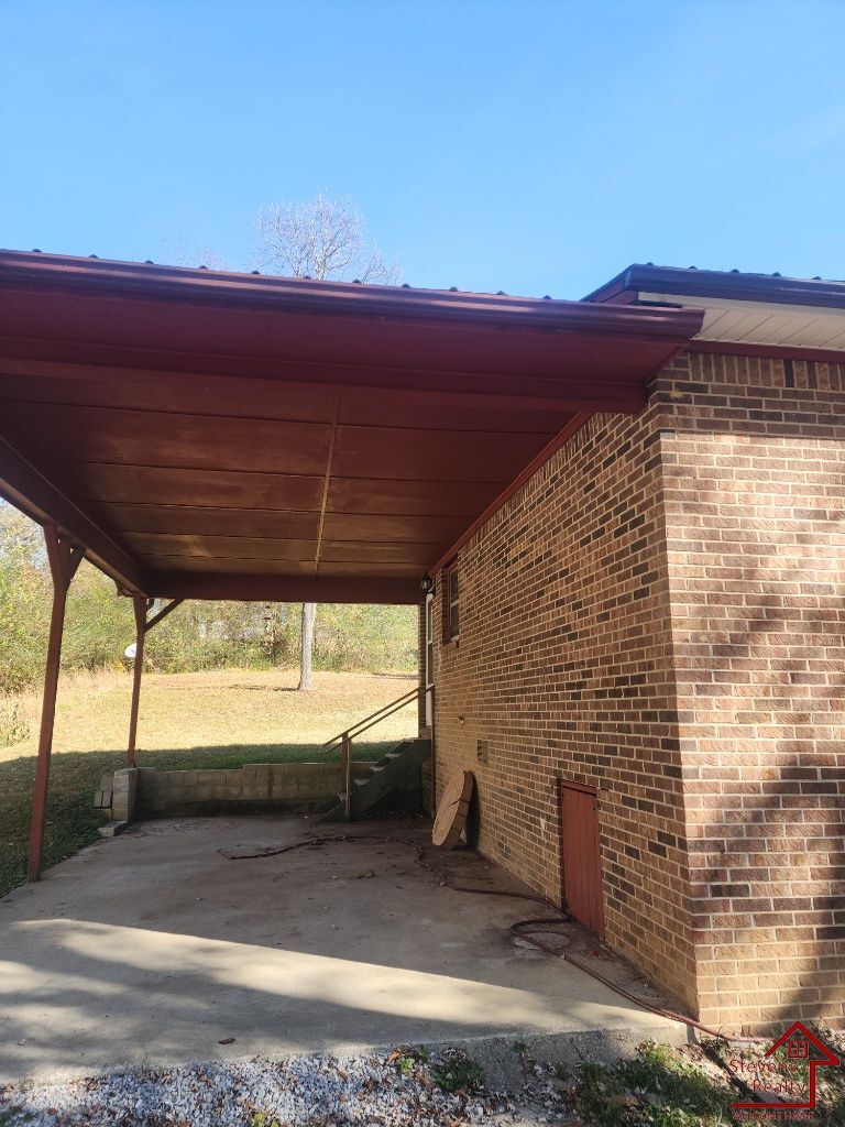 Building Photo - 759 Robinson Rd