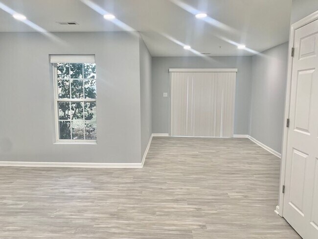Building Photo - 3776 Hope Commons Cir
