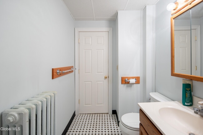 Building Photo - 1871 9th Ave