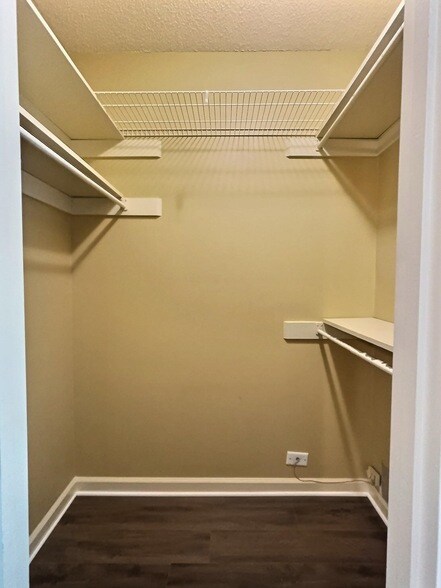 Building Photo - 1074 Tararidge Dr