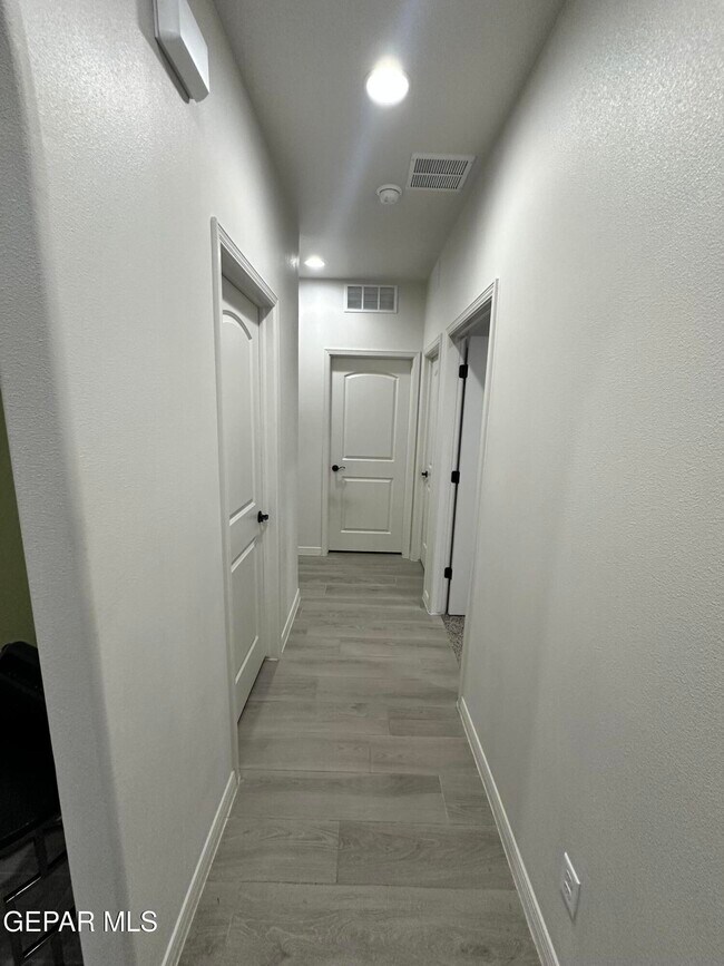 Building Photo - 10729 Deion Sanders Dr