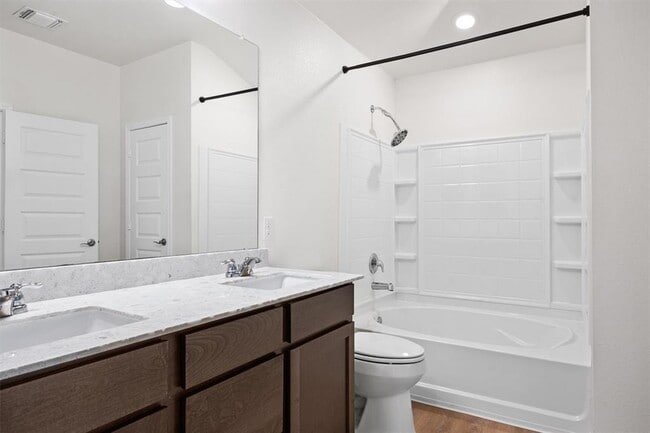 Building Photo - 256 Benmyrtle Trl