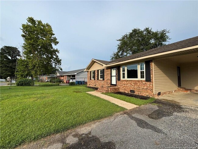 Building Photo - 107 Mars Dr