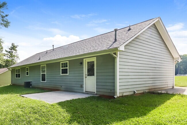 Building Photo - 3340 Old Tennessee Rd SW