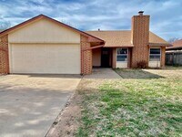 Building Photo - Welcome home!