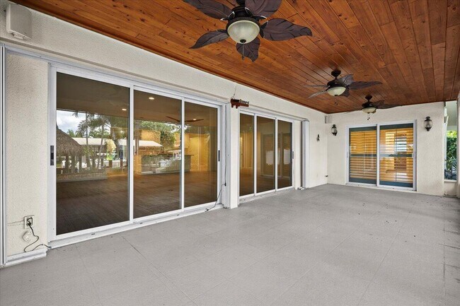 Building Photo - 12831 Shore Dr