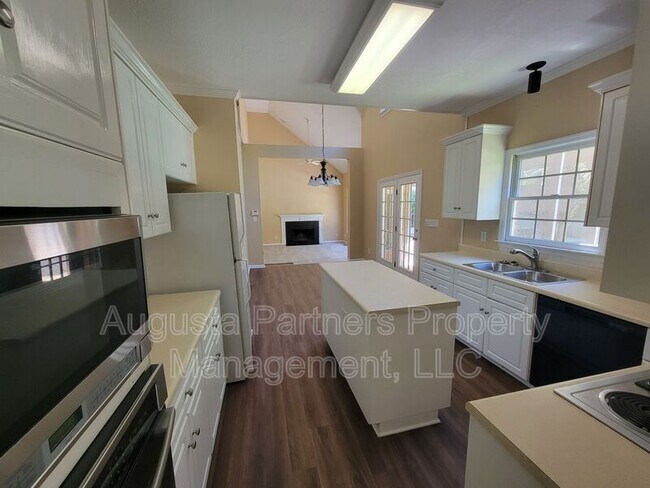 Building Photo - 3719 El Cordero Ranch Springs Rd