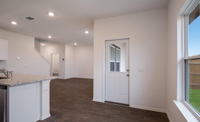 Building Photo - 18405 Cremello Dr