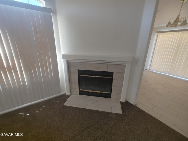 Building Photo - 9137 Evelyn Ave