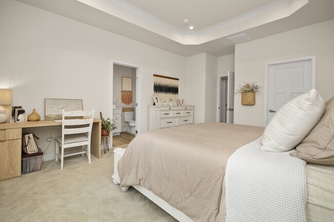 Building Photo - 302 Lydia St