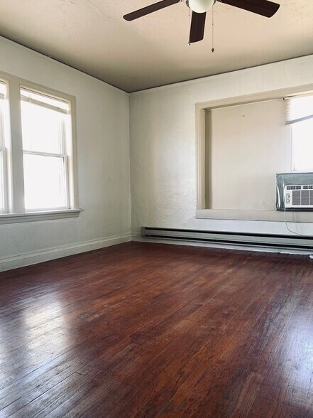 Building Photo - 2609 NW 12th St