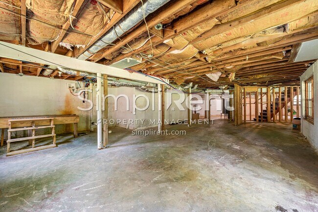 Building Photo - Charming 4 Bd / 2 Bath in College Park!