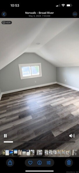 Building Photo - 95 New Canaan Ave