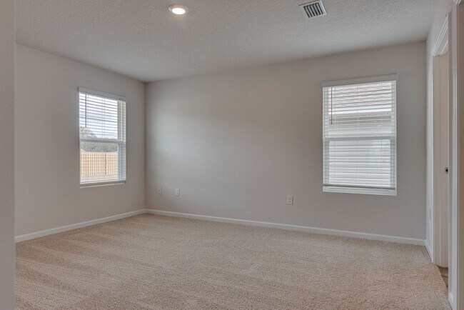 Building Photo - 5797 Guinevere Ln