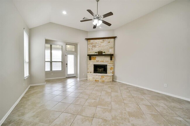 Building Photo - 2718 Misty Laurel Ct