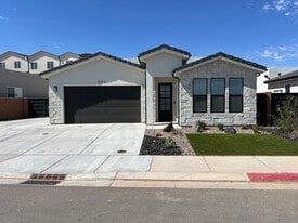 Building Photo - 2213 W 320 S