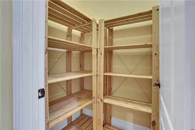 Building Photo - 6295 Windward Pkwy