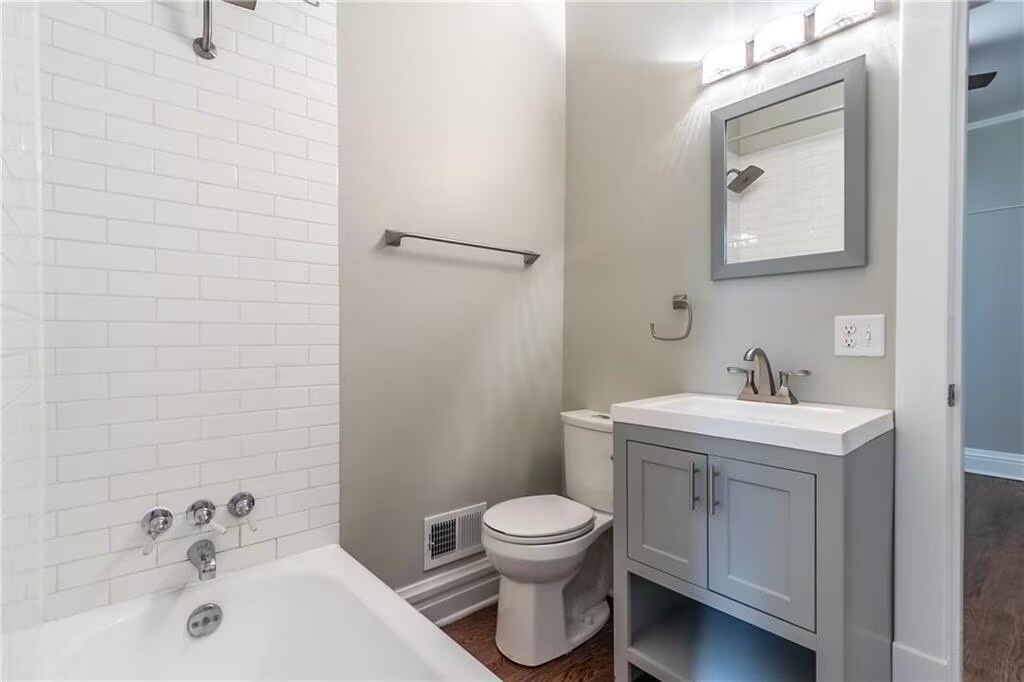 Building Photo - 3535 Jefferson St