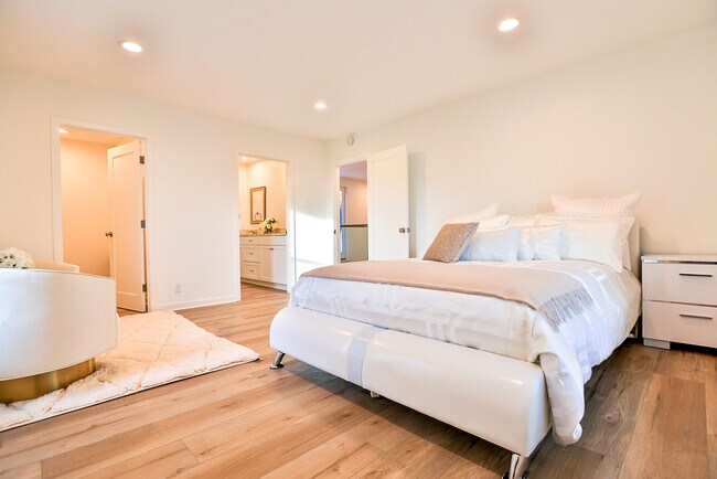 Building Photo - 21513 Pacific Coast Hwy