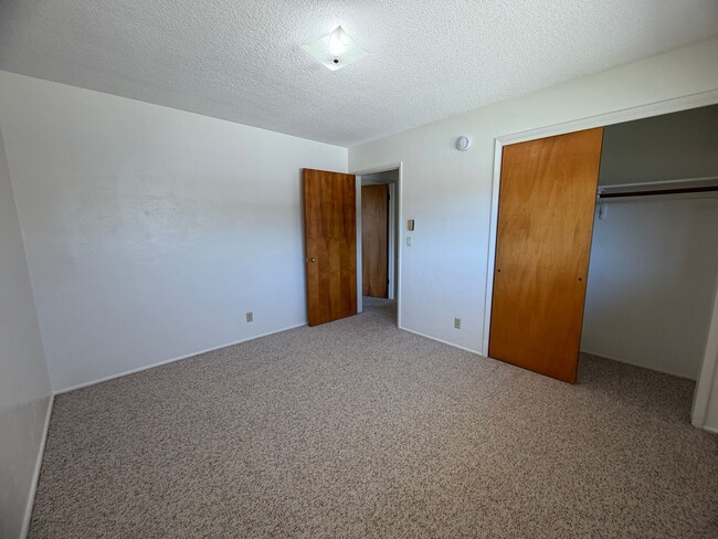 Building Photo - 2280 Del Norte St