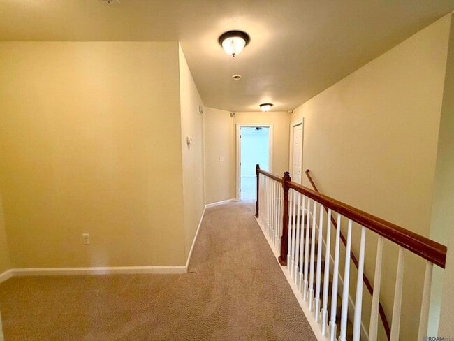 Building Photo - 18163 Pinehurst Dr