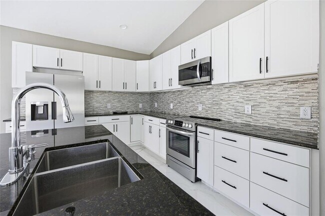 Building Photo - 14550 SW 61st Ct