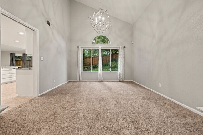 Building Photo - Luxury 4-Bedroom Home with Designer Upgrad...