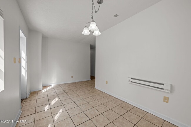 Building Photo - 700 2nd Ave
