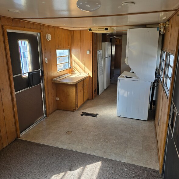 Building Photo - 1216 W Aztec Blvd