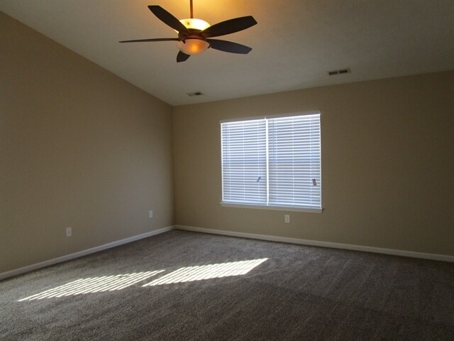 Building Photo - 16698 Maraschino Dr