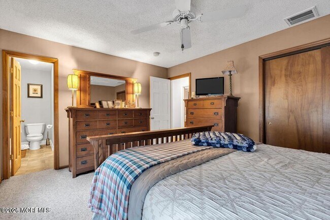 Building Photo - 1923 Whitesville Rd