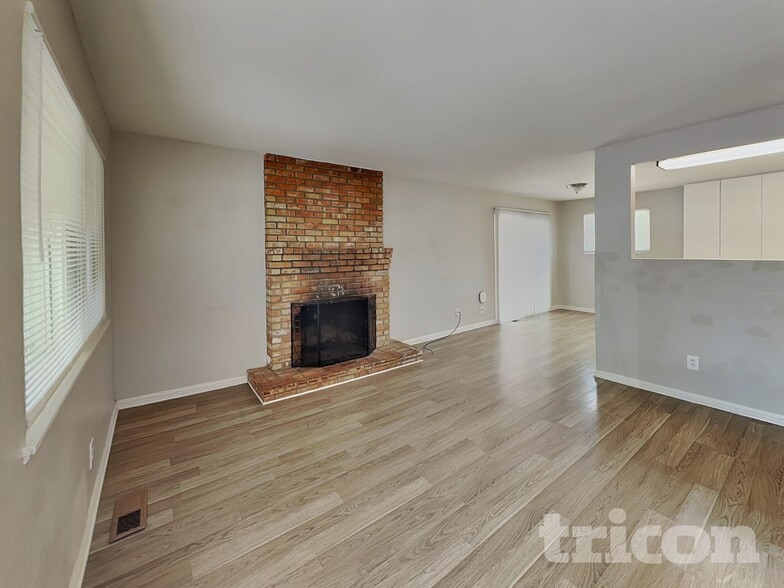 Building Photo - 1120 Beldon Way