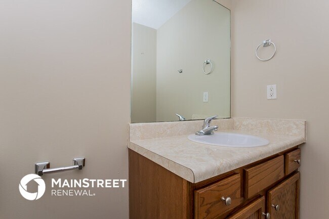 Building Photo - 133 Danville Trail