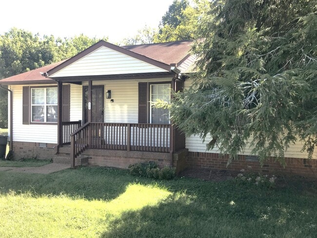 Primary Photo - Move-In Ready 3 Bedroom 2 Bath Home in Ant...
