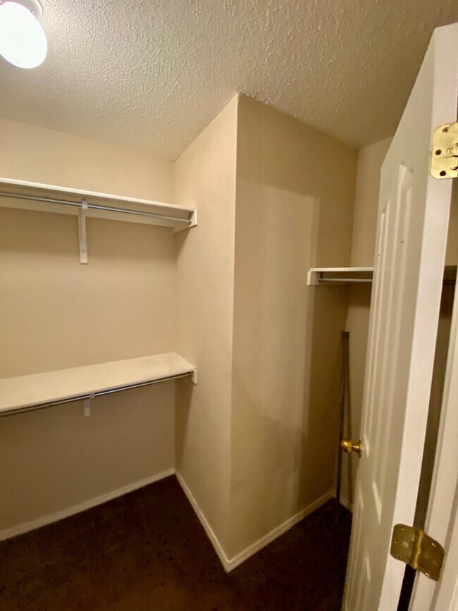 Building Photo - 14214 Lasso Rock Dr