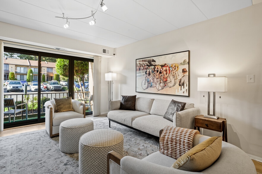 Building Photo - Ambassador Apartments