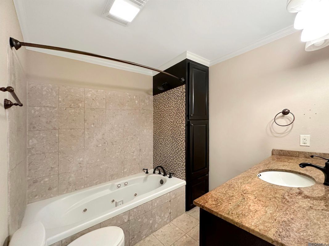 Building Photo - 9537 Kevel Dr