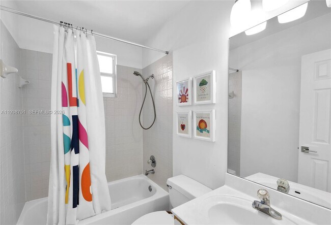 Building Photo - 1176 Cedar Falls Dr