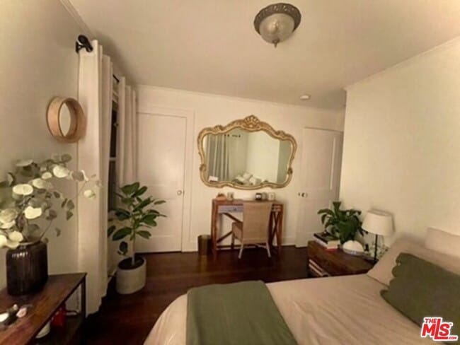 Building Photo - 2303 Dell Ave