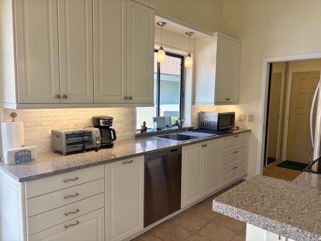 Building Photo - 204 Cape Pointe Cir