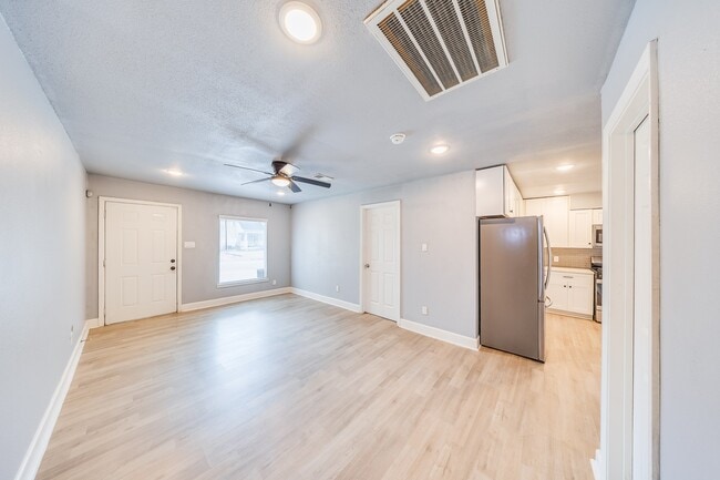 Building Photo - 4523 Keystone St