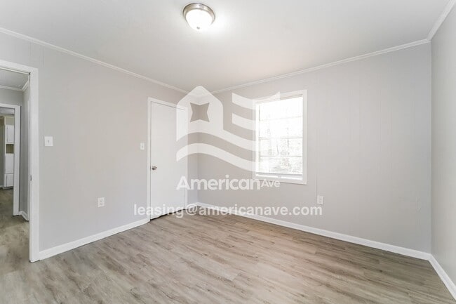 Building Photo - 2751 Glenn St