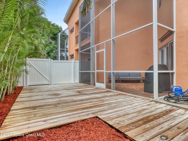 Building Photo - 118 Mediterranean Way