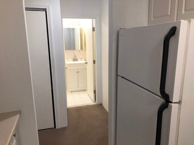 Building Photo - 395 Merrimack St