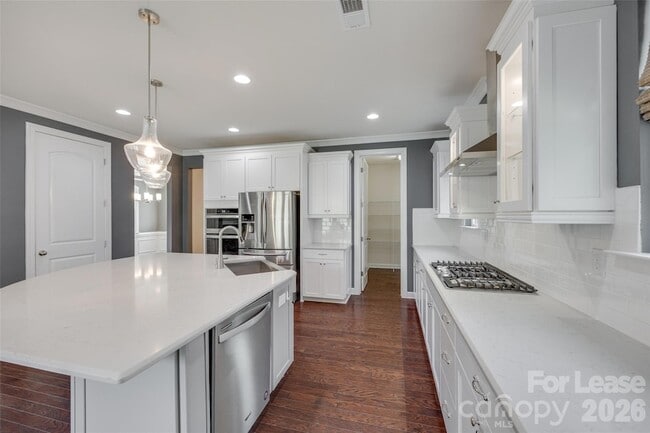 Building Photo - 421 Sandbar Pt