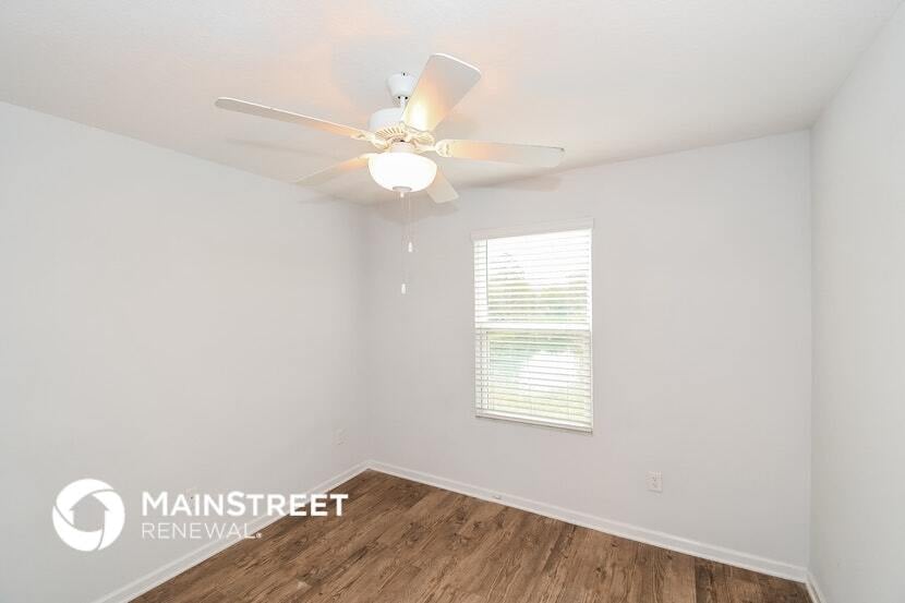 Building Photo - 558 Eiseman Wy