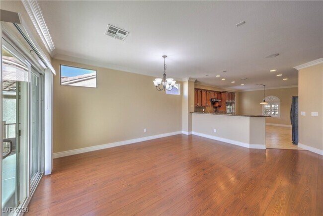 Building Photo - 2219 Bannerwood St