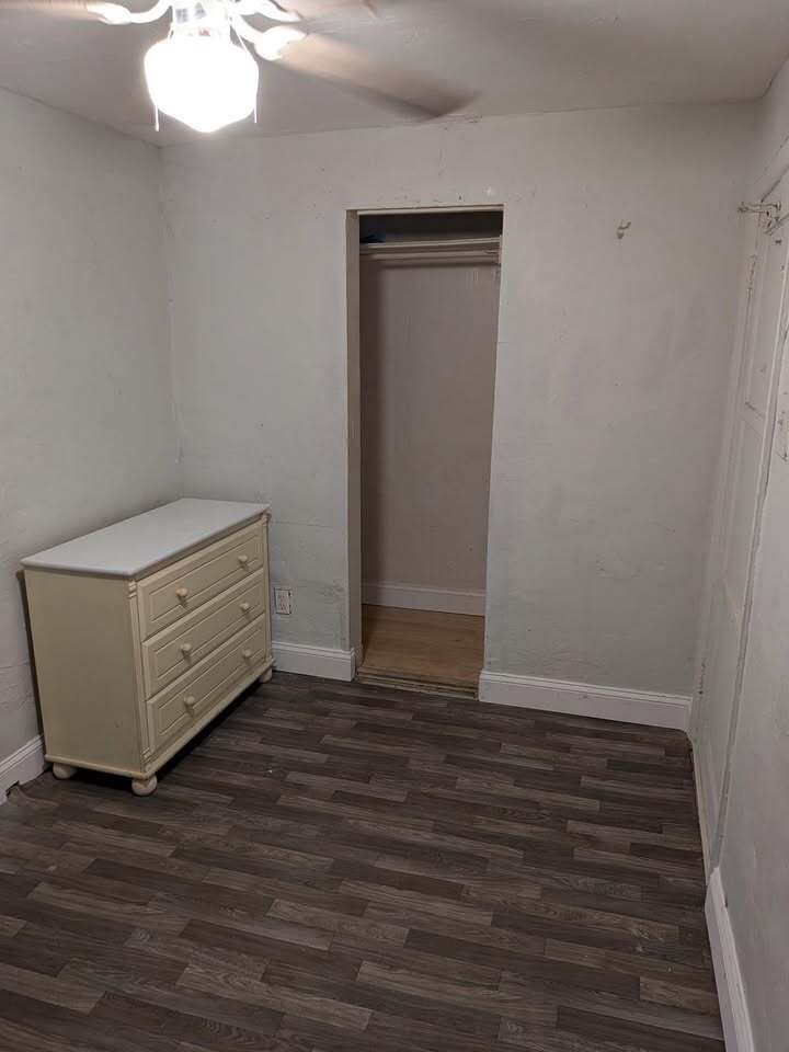 Building Photo - 1537 SW 44th Ave