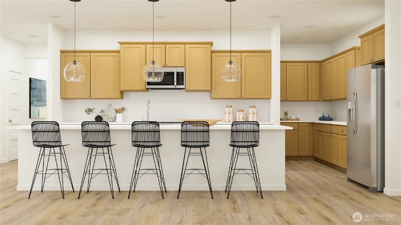 Building Photo - 20427 Myrtle Pl E