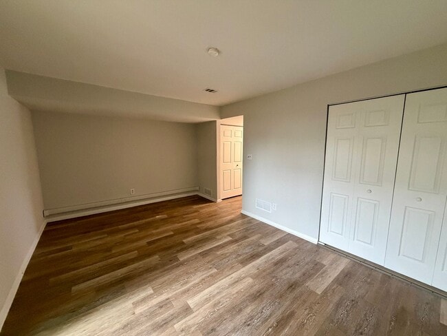 Building Photo - Move in Ready Home Now Available!